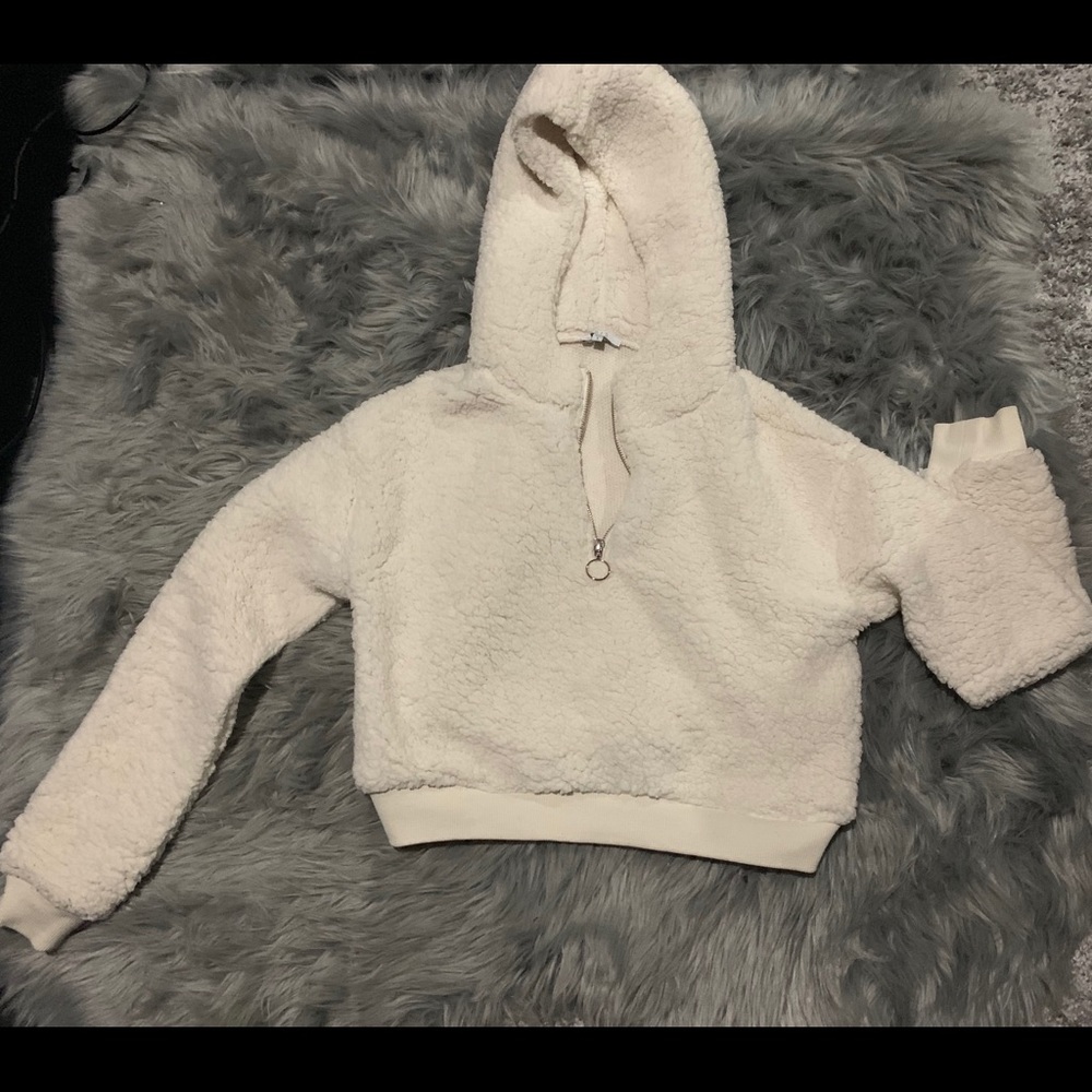 Womens sherpa crop sweater hoodie L worn once